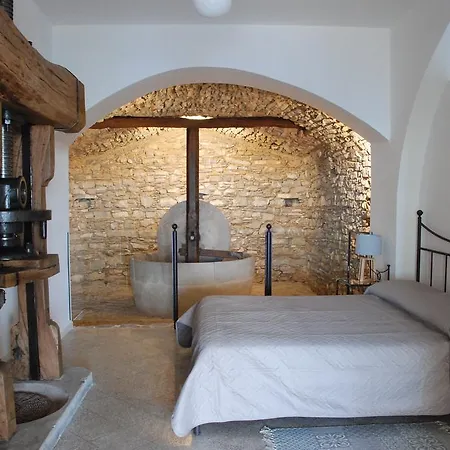 Santo Mercurio Country house *