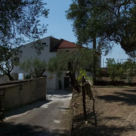 Santo Mercurio Country house